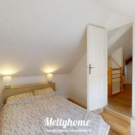 Holiday home Maison Cosy A 2 Pas De La - Sejour A Deux